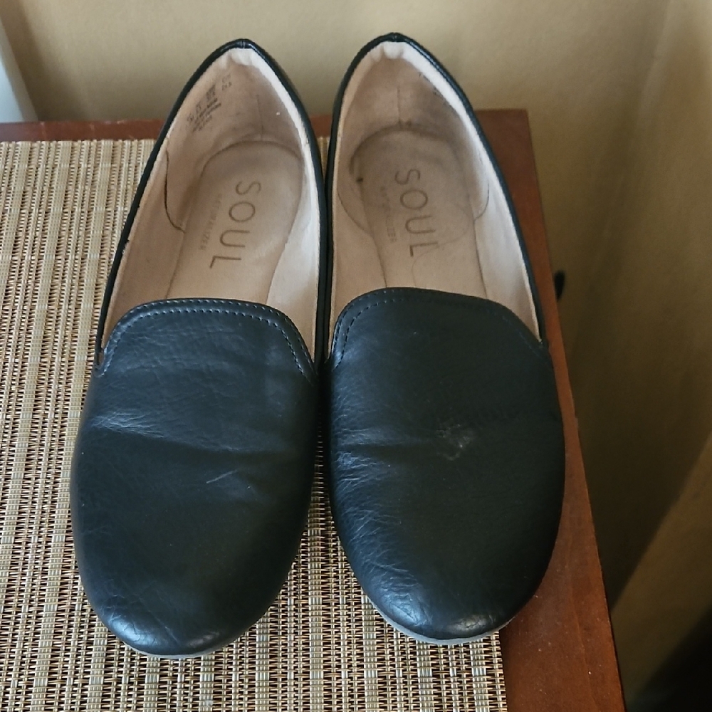 Naturalizer Dark Leather Flats